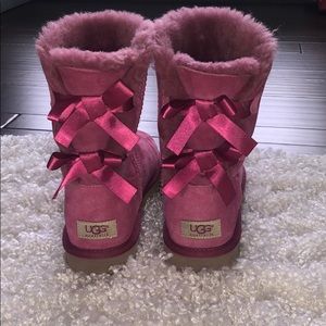 Bailey Bow Uggs